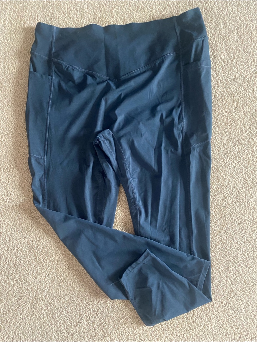 1X. 7/8 HALARA TUMMY CONTROL BUTT LIFTING RUCHED SHAPING LEGGINGS
(DEFECT) - Picture 6 of 12